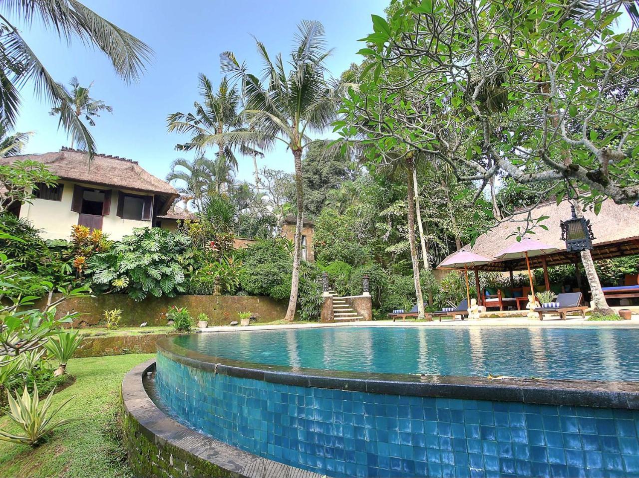 Villa Alamanda ウブド エクステリア 写真